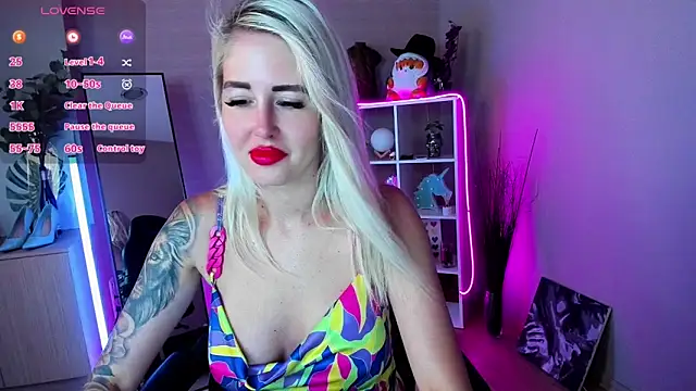 Snapshot of Mermaid_N chatting on June 15, 1:30 am Mermaid N online show from June 15, 1:30 am