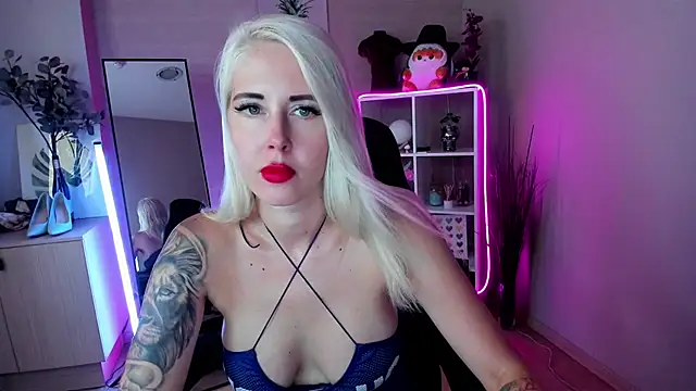Snapshot of Mermaid_N chatting on June 25, 1:38 am Mermaid N online show from June 25, 1:38 am