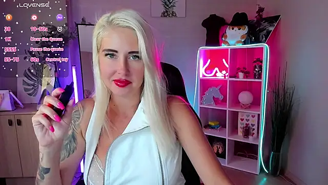 Snapshot of Mermaid_N chatting on July 12, 1:40 am Mermaid N online show from July 12, 1:40 am