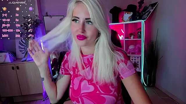 Snapshot of Mermaid_N chatting on July 24, 1:47 am Mermaid N online show from July 24, 1:47 am