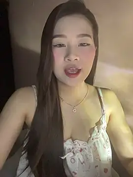 Snapshot of Bae1103 chatting on May 31, 7:04 am Bae1103 online show from May 31, 7:04 am