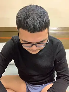 lililiwuwuwu online show from December 25, 1:19 pm