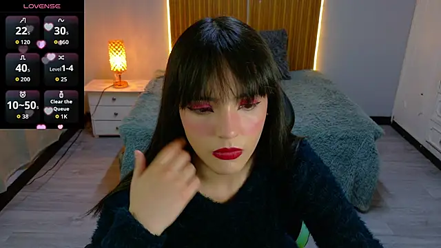 Snapshot of sailor_moon07 chatting on February 8, 4:27 am sailor moon07 online show from February 8, 4:27 am