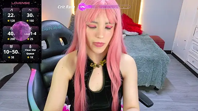 Snapshot of sailor_moon07 chatting on February 24, 3:59 am sailor moon07 online show from February 24, 3:59 am