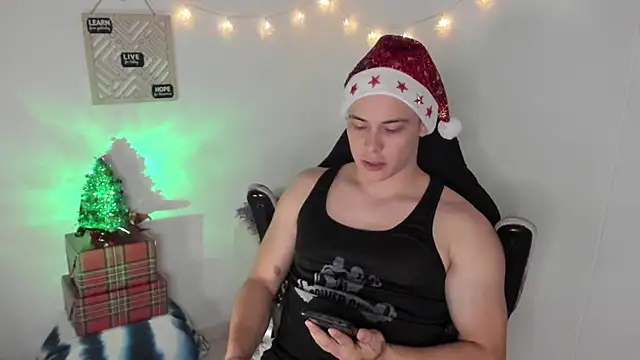 Snapshot of Alan_hadid1 chatting on December 13, 2:54 am Alan hadid1 online show from December 13, 2:54 am