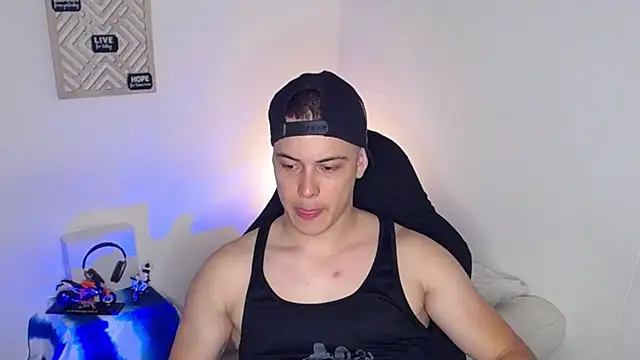 Snapshot of Alan_hadid1 chatting on January 14, 3:11 am Alan hadid1 online show from January 14, 3:11 am