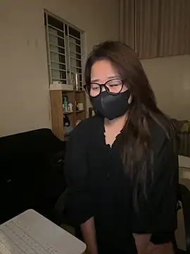 Snapshot of Jenni_nana chatting on May 5, 4:59 pm Jenni nana online show from May 5, 4:59 pm