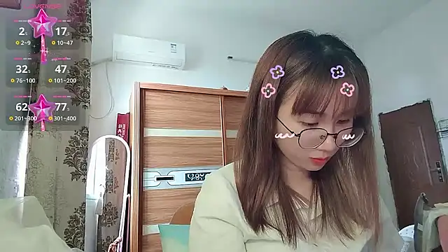 Lili 666 online show from April 10, 6:07 am