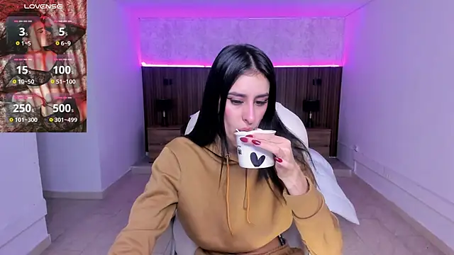 karlaa james online show from January 19, 11:03 am