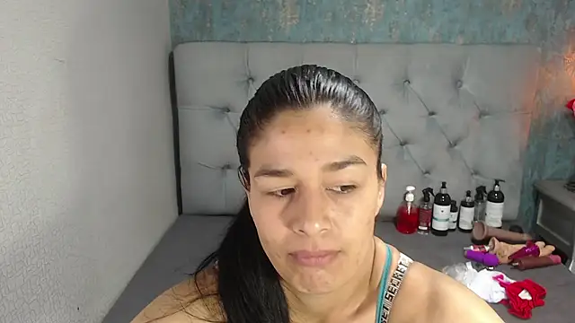 Snapshot of ginasailor chatting on June 4, 11:16 am ginasailor online show from June 4, 11:16 am