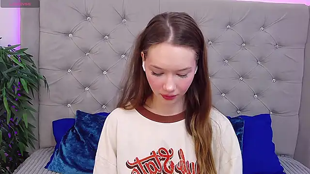 KateVon online show from March 22, 3:30 am