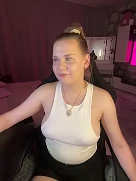 Snapshot of Lexi_noah chatting on May 21, 8:16 pm Lexi noah online show from May 21, 8:16 pm