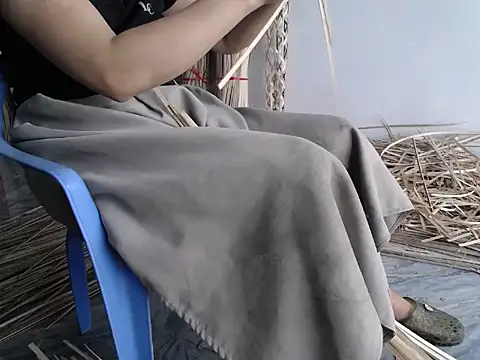 nolame18xxx online show from March 2, 8:54 am