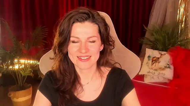 Snapshot of April_o_Nill chatting on April 1, 3:20 pm April o Nill online show from April 1, 3:20 pm