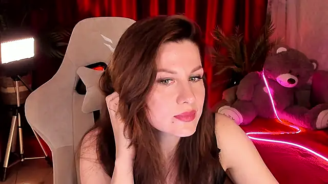 Snapshot of April_o_Nill chatting on April 17, 3:48 pm April o Nill online show from April 17, 3:48 pm