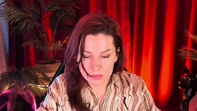 Snapshot of April_o_Nill chatting on April 27, 2:48 pm April o Nill online show from April 27, 2:48 pm
