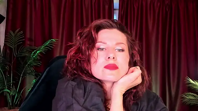 Snapshot of April_o_Nill chatting on May 12, 4:04 pm April o Nill online show from May 12, 4:04 pm