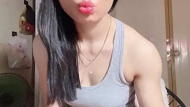 Snapshot of LinhChi_9x chatting on April 20, 12:46 am LinhChi 9x online show from April 20, 12:46 am