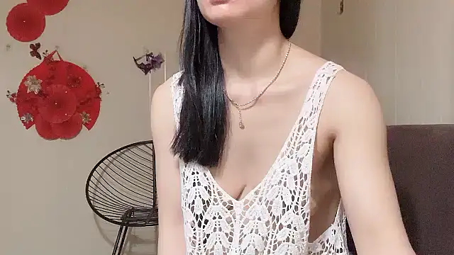Snapshot of LinhChi_9x chatting on April 30, 1:06 pm LinhChi 9x online show from April 30, 1:06 pm