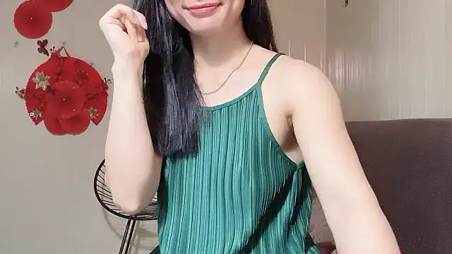 Snapshot of LinhChi_9x chatting on May 1, 1:16 pm LinhChi 9x online show from May 1, 1:16 pm