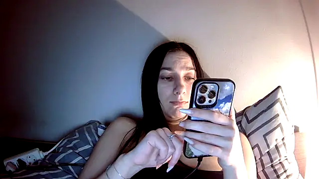 Snapshot of AnnnMary chatting on March 11, 3:45 am AnnnMary online show from March 11, 3:45 am