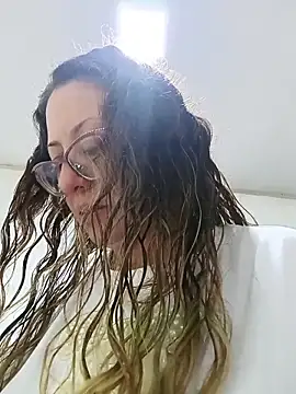 miss hanna07 online show from November 9, 12:31 am