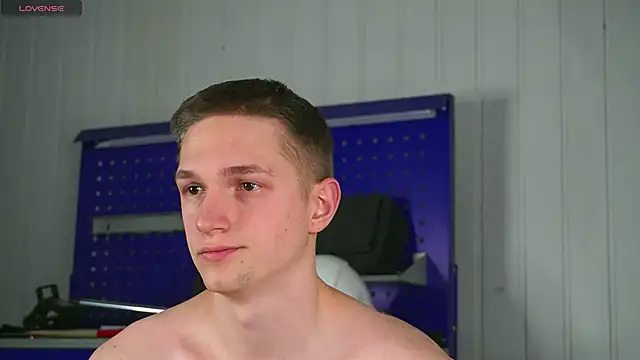 dustyn fox online show from February 5, 3:05 pm