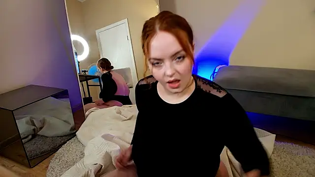 blessbinny online show from March 28, 6:46 am