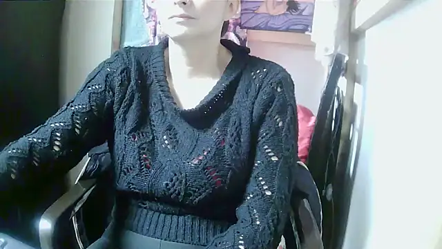 Snapshot of Jennys_room_77 chatting on June 22, 7:44 pm Jennys room 77 online show from June 22, 7:44 pm