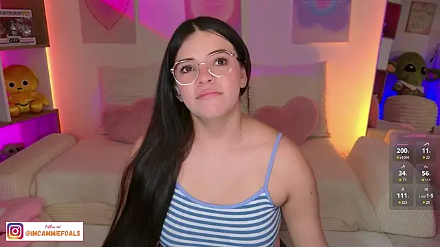 cammiefoalss online show from November 26, 6:31 pm