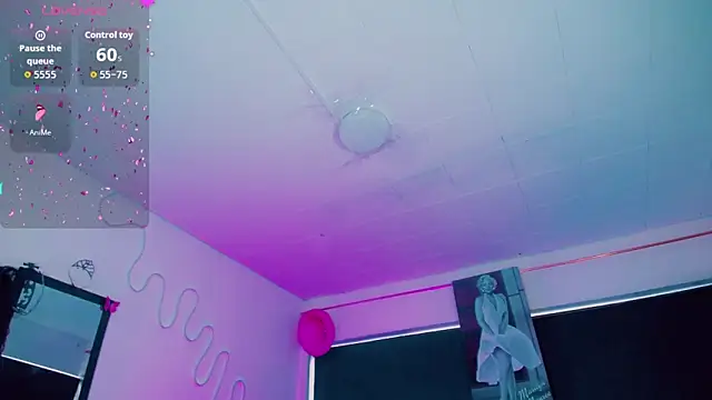 Kendall hornyy online show from February 24, 7:12 pm