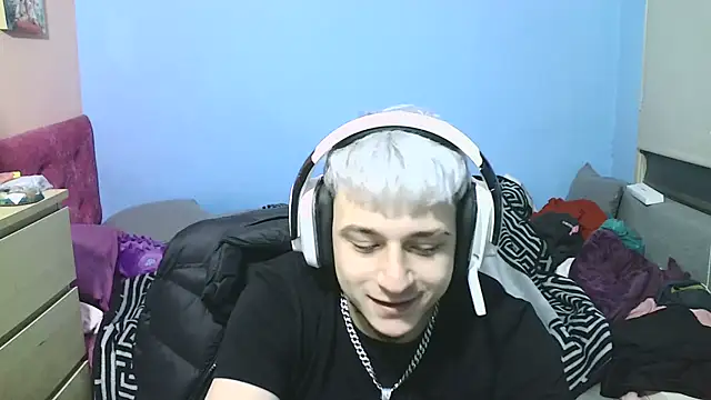 Nenejoven16- online show from February 17, 2:31 am