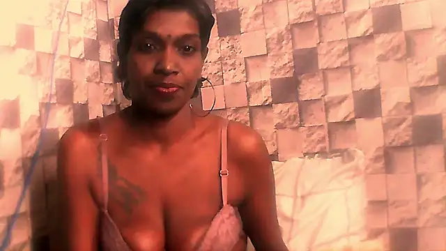 Snapshot of Fuckable_Nasty_MILF chatting on July 1, 3:34 pm Fuckable Nasty MILF online show from July 1, 3:34 pm