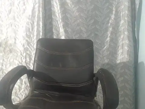 cute-priy online show from November 13, 4:22 am