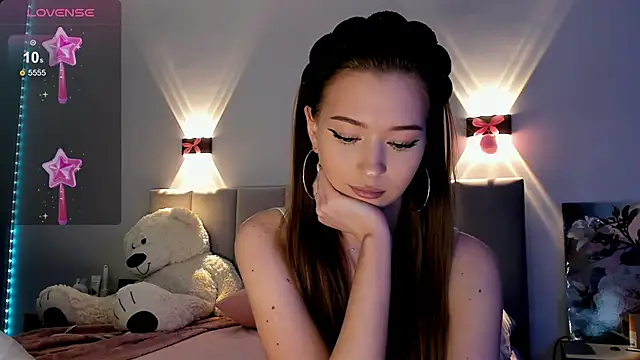 Snapshot of diana_nier chatting on September 27, 7:41 pm diana nier online show from September 27, 7:41 pm