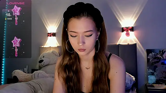 Snapshot of diana_nier chatting on September 30, 6:35 pm diana nier online show from September 30, 6:35 pm