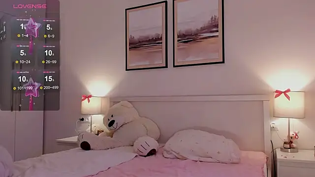 diana nier online show from February 15, 7:21 pm