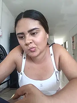 sexy-latin10 online show from February 25, 2:59 pm