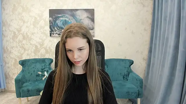 Snapshot of MileyWings chatting on January 25, 5:51 pm MileyWings online show from January 25, 5:51 pm