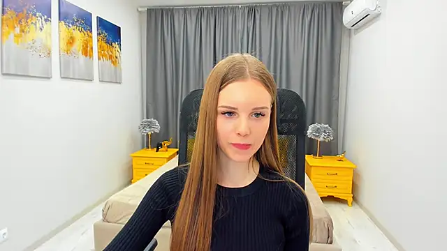 Snapshot of MileyWings chatting on February 2, 6:42 pm MileyWings online show from February 2, 6:42 pm