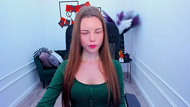 MileyWings online show from October 26, 12:33 pm