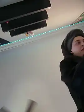 ThicBunz online show from March 22, 3:37 pm