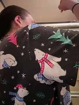 ThicBunz online show from April 13, 1:44 am