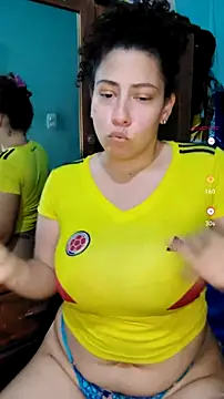 Snapshot of aixa_15 chatting on July 7, 5:50 pm aixa 15 online show from July 7, 5:50 pm