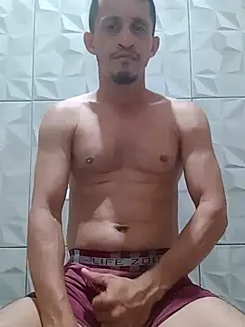 Snapshot of dotado20robson chatting on February 12, 10:27 pm dotado20robson online show from February 12, 10:27 pm