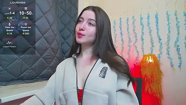 Luxuryalma online show from March 27, 6:52 am