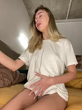  urbestie  online show from January 26, 9:07 pm