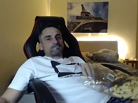 Snapshot of amydamarw chatting on February 2, 4:17 pm amydamarw online show from February 2, 4:17 pm