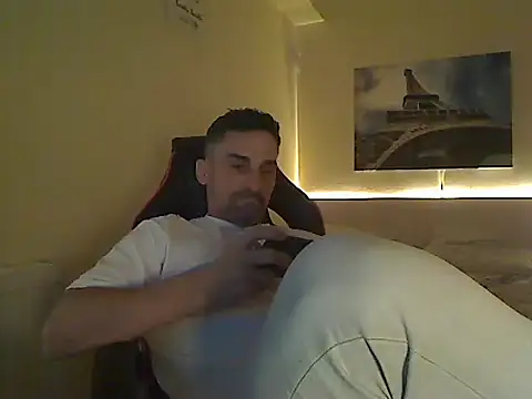 Snapshot of amydamarw chatting on February 23, 6:27 pm amydamarw online show from February 23, 6:27 pm