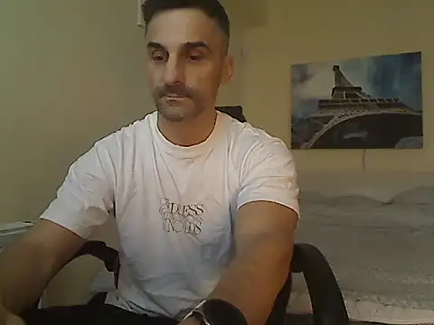 Snapshot of amydamarw chatting on February 24, 6:33 am amydamarw online show from February 24, 6:33 am